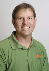 Eric Simmons, Sales Manager